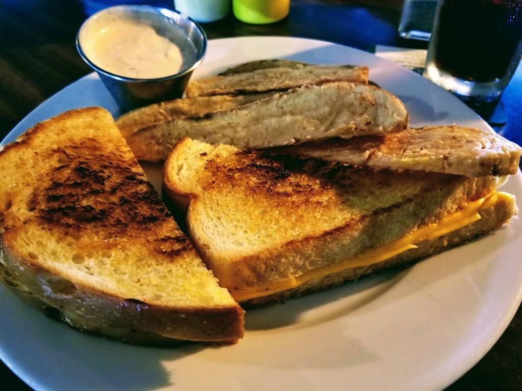 Irinas Bar and Grill | restaurant | 3375 Mission Ave J, Oceanside, CA 92058, USA | 7604335086 OR +1 760-433-5086