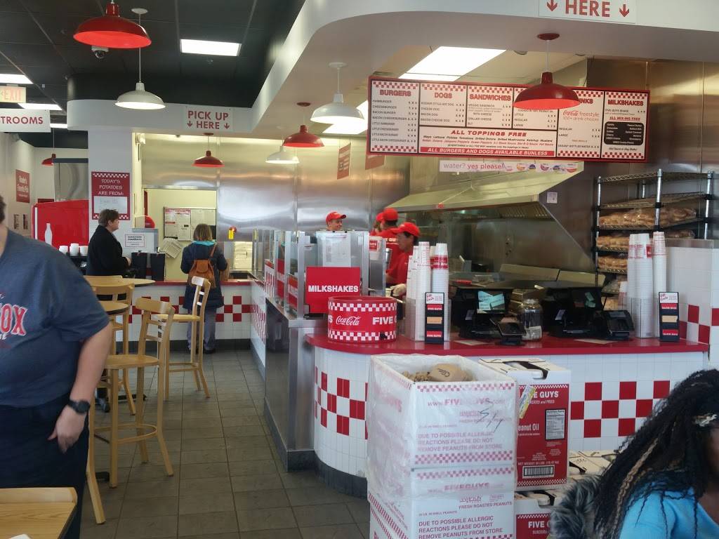 Five Guys | meal takeaway | 15837 South La Grange Road, Orland Park, IL 60462, USA | 7084032210 OR +1 708-403-2210