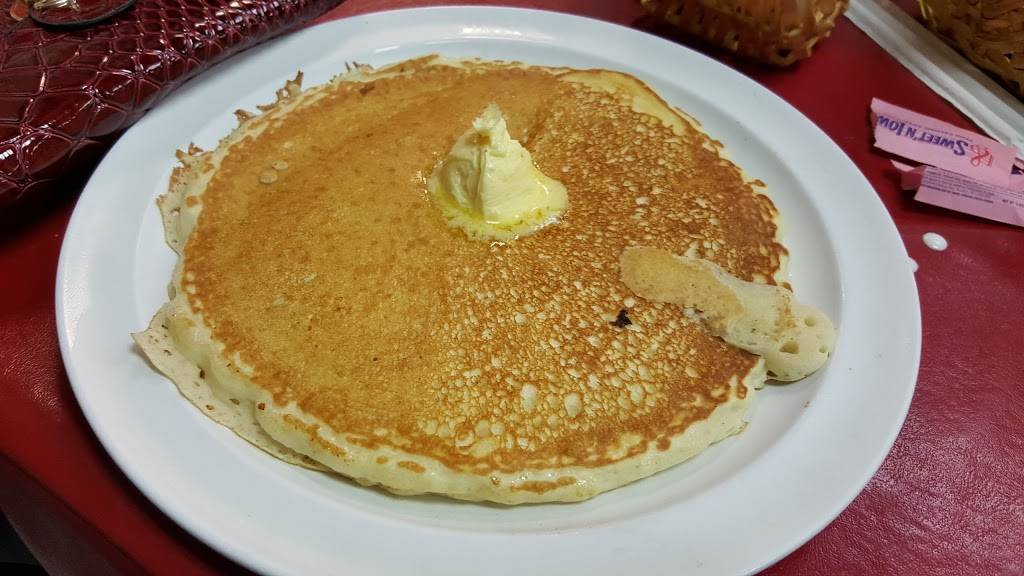 The Bluebonnet Café | cafe | 2223 Haltom Rd, Haltom City, TX 76117, USA | 8178344988 OR +1 817-834-4988