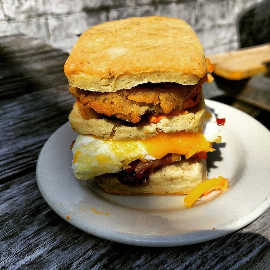 Ace Biscuit & Barbecue | restaurant | 711 Henry Ave, Charlottesville, VA 22903, USA | 4342021403 OR +1 434-202-1403