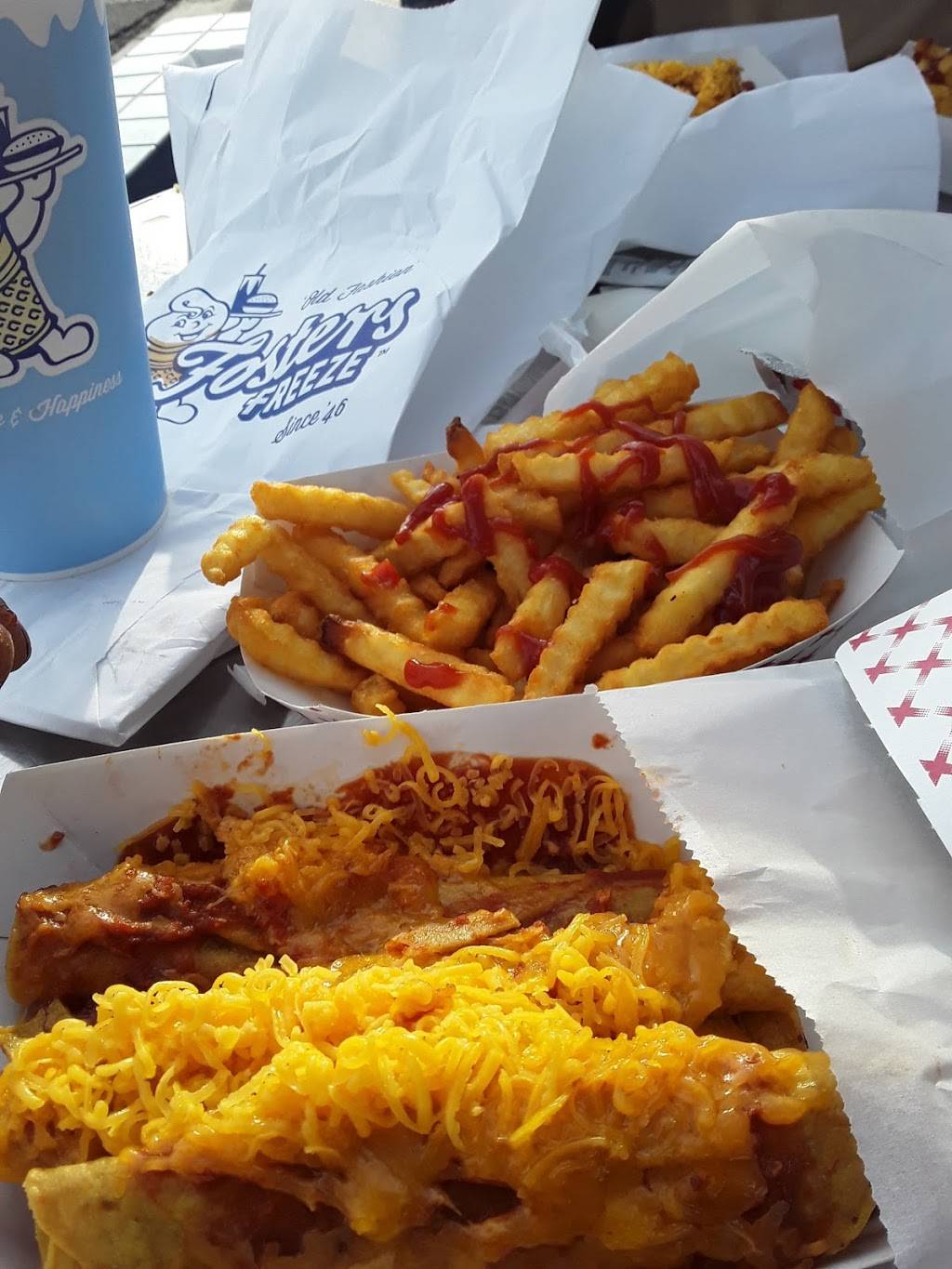 Fosters Freeze | restaurant | 4121 Telegraph Rd, Ventura, CA 93003, USA | 8056421819 OR +1 805-642-1819