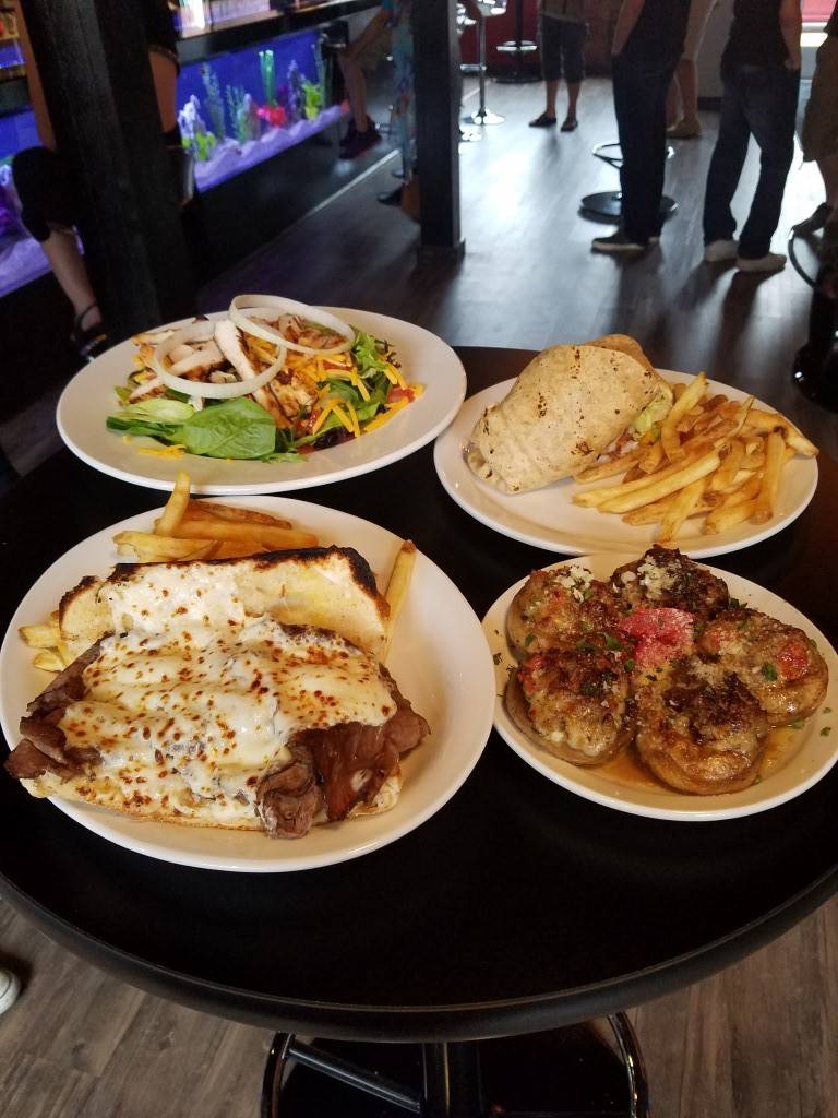 ALure Aquarium Bar/Restaurant | restaurant | 213 W Madison St, Ottawa, IL 61350, USA | 8153245184 OR +1 815-324-5184