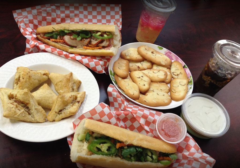 Banh Mi Viet | cafe | 3315 N Academy Blvd, Colorado Springs, CO 80917, USA | 7196299416 OR +1 719-629-9416