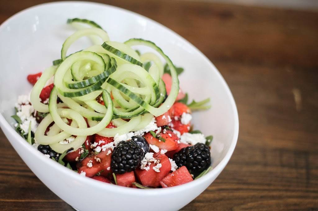 Hobarts Lighthouse | restaurant | 2281 McCrackens Landing Rd, Lakefield, ON K0L 2H0, Canada | 7056520557 OR +1 705-652-0557