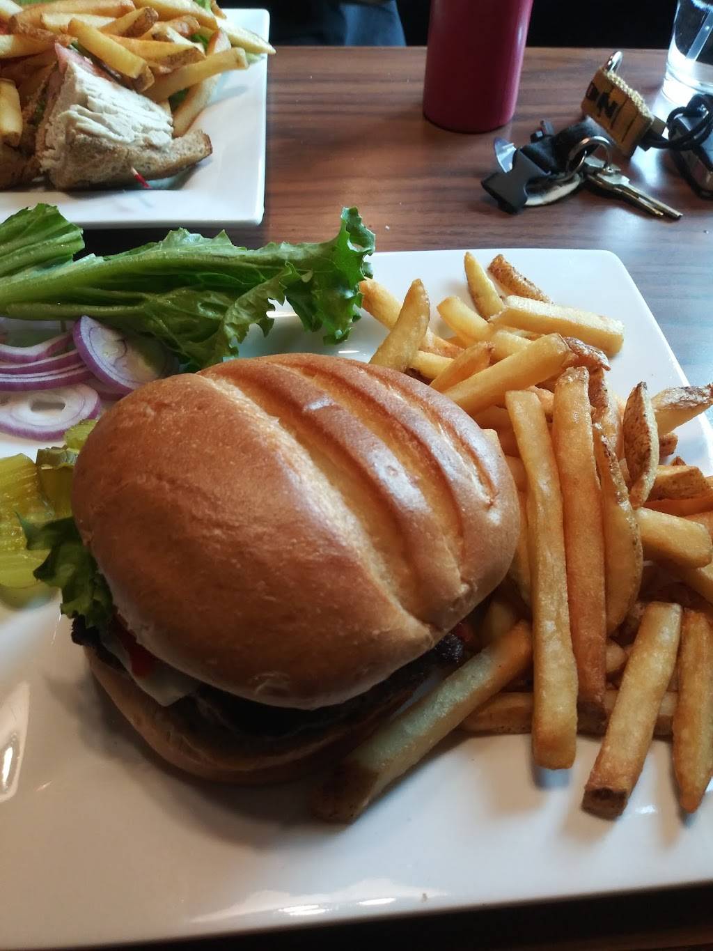 HARP + BARD Restaurant & bar | restaurant | 1099 Dorchester Ave, Dorchester, MA 02125, USA | 6172652893 OR +1 617-265-2893