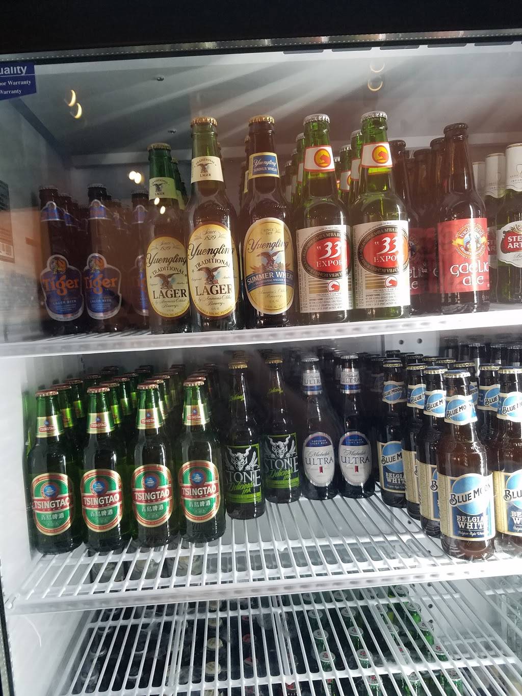 Pho Ngon | restaurant | 2215 Ayrsley Town Blvd, Charlotte, NC 28273, USA | 7049006319 OR +1 704-900-6319