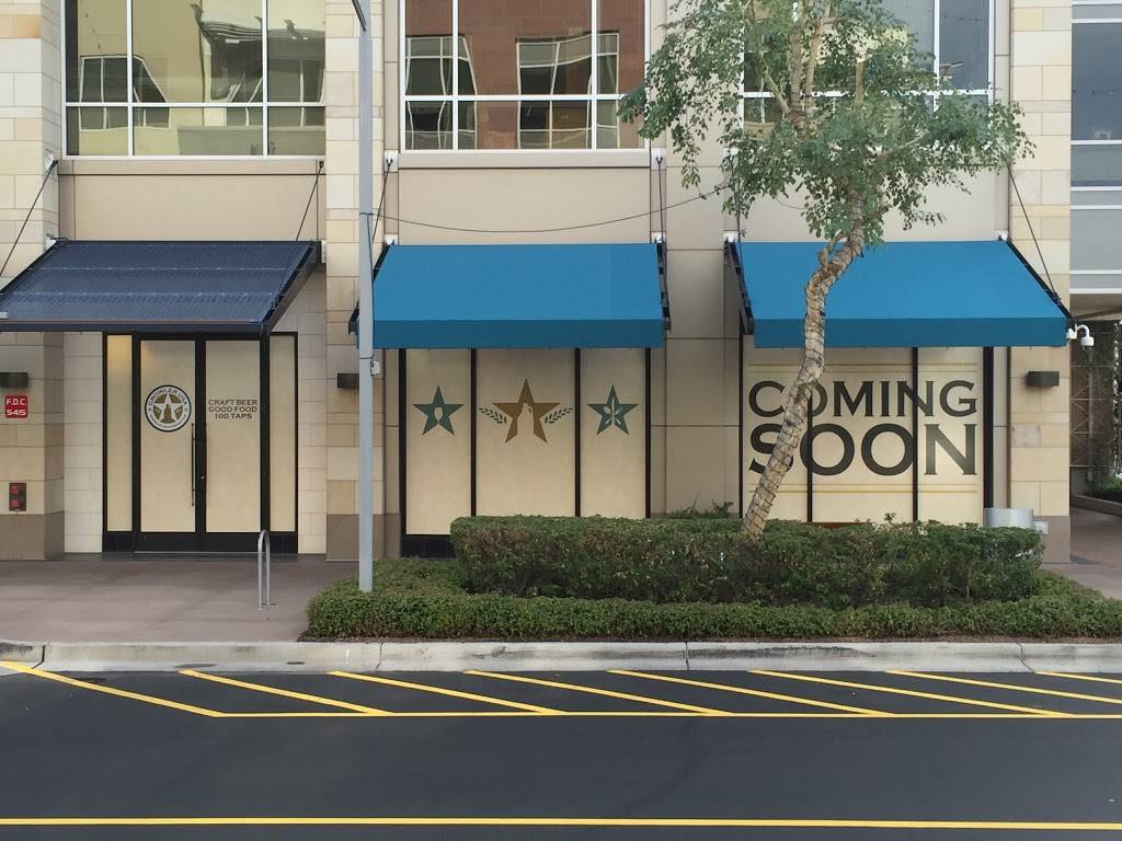 Growler USA | restaurant | 5415 E High St #101, Phoenix, AZ 85054, USA | 4804544354 OR +1 480-454-4354