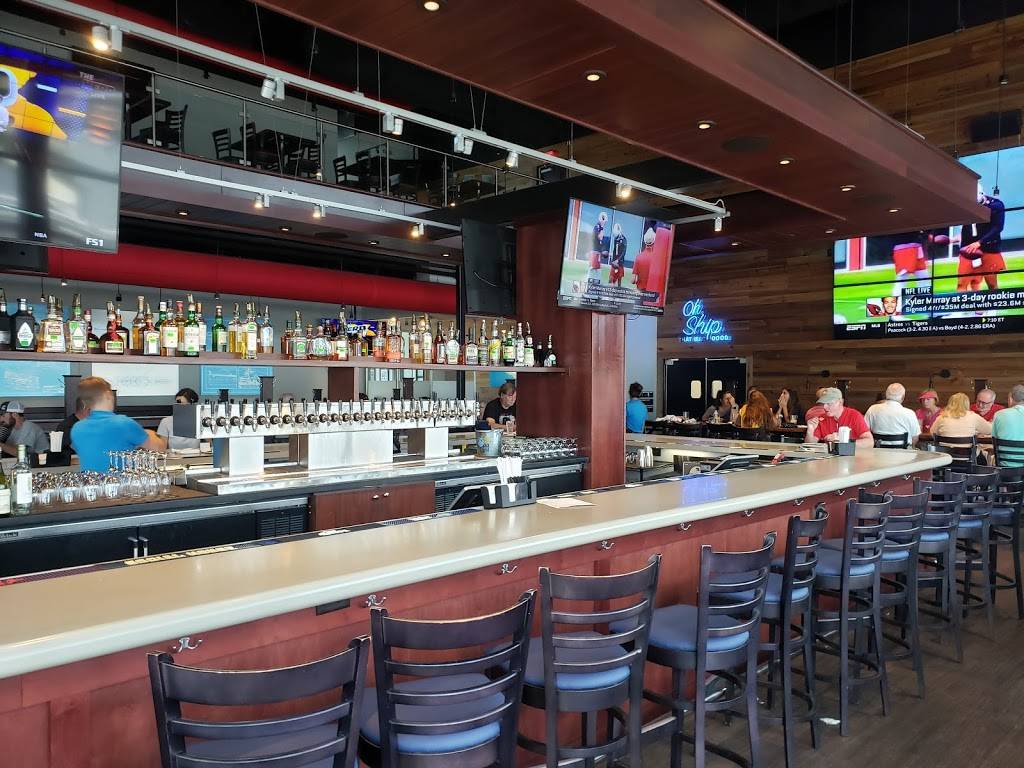 Marina Grill | restaurant | 18 Harnett St, Wilmington, NC 28401, USA | 9107697974 OR +1 910-769-7974