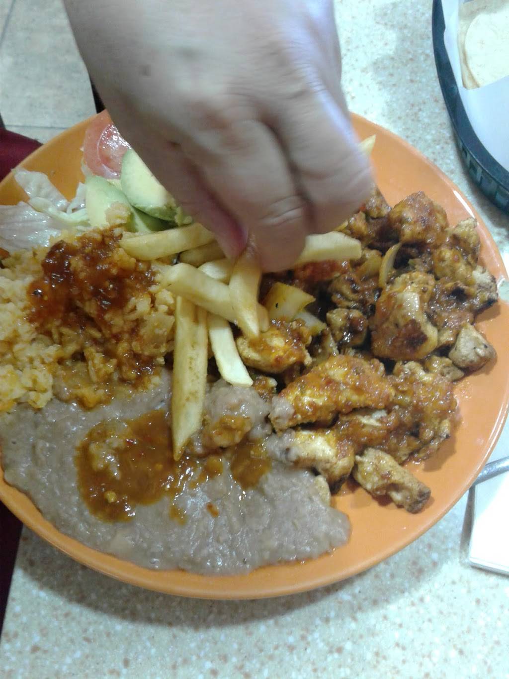 Saborcito Latino | restaurant | San Antonio, TX 78245, USA | 2106479801 OR +1 210-647-9801