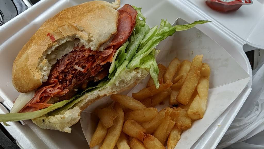 Maybacks Deli | restaurant | 1598 Niagara Falls Blvd, Tonawanda, NY 14150, USA | 7168350115 OR +1 716-835-0115