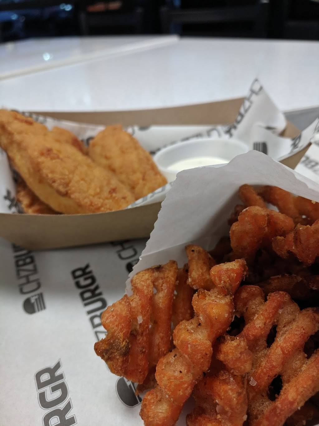 CHZBURGR | restaurant | 4920 W Thunderbird Rd Ste #119, Glendale, AZ 85306, USA | 6023145407 OR +1 602-314-5407