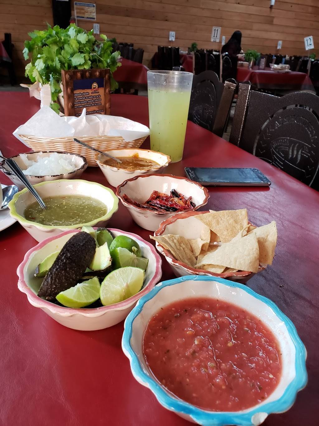 Menudería Guadalajara PLAYAS | restaurant | Calle Pedregal 1101, Playas, Jardines Playas de Tijuana, 22500 Tijuana, B.C., Mexico | 016643827052 OR +52 664 382 7052