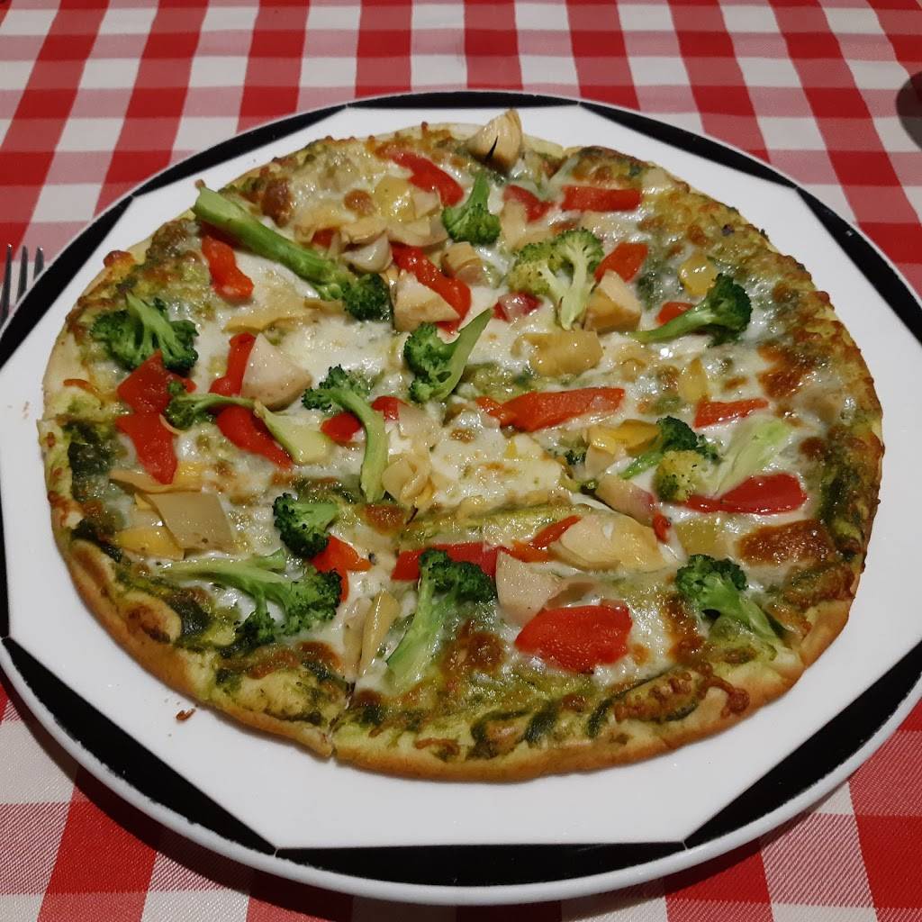 Florentia | restaurant | 579 Mt Pleasant Rd, Toronto, ON M4S 2M5, Canada | 4165451220 OR +1 416-545-1220