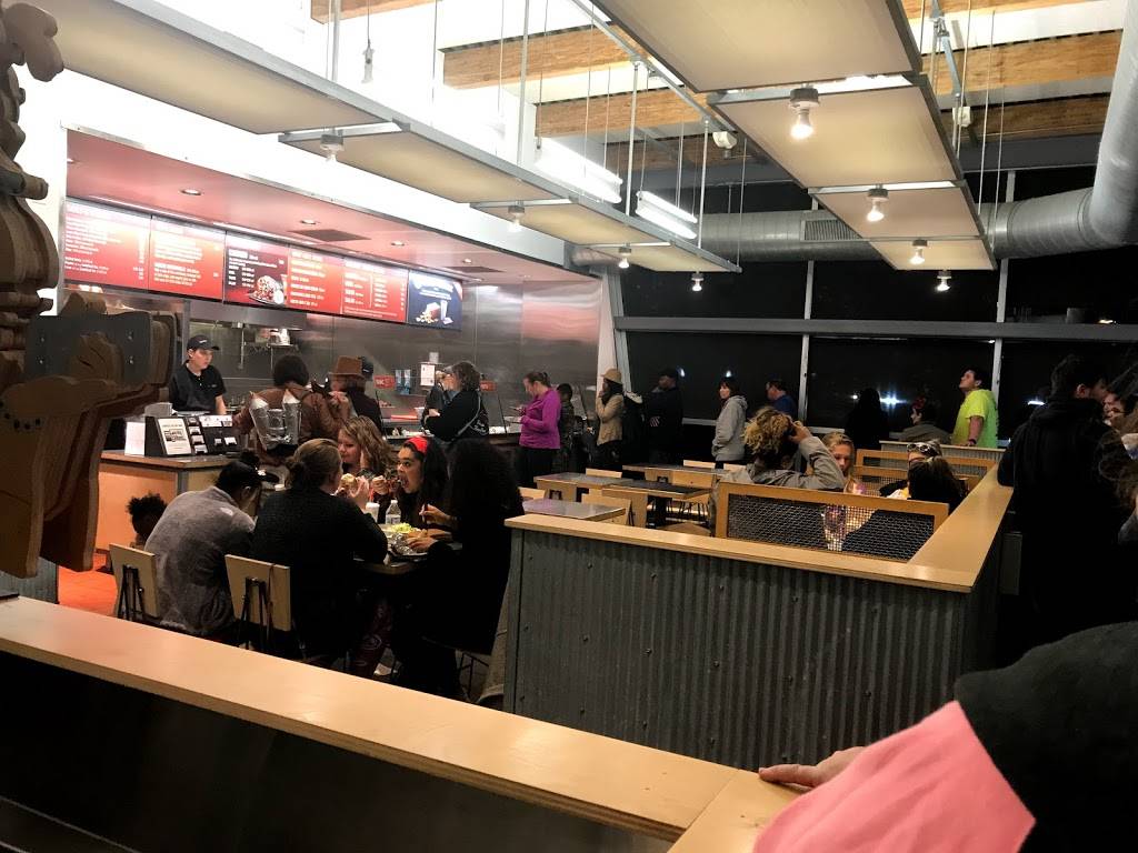 Chipotle Mexican Grill | restaurant | 30 Airport Square, North Wales, PA 19454, USA | 2153688740 OR +1 215-368-8740