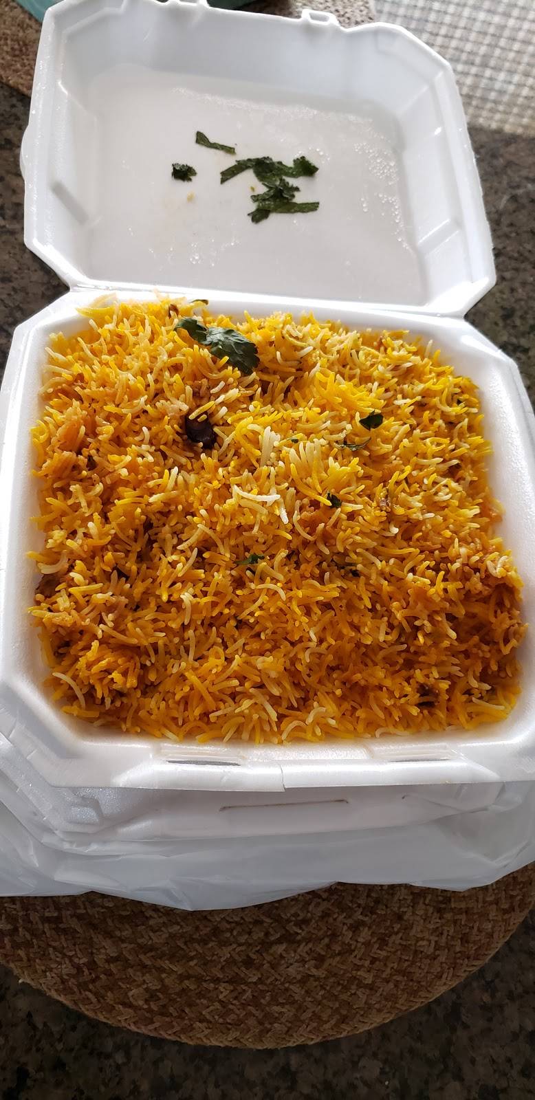 Curry Leaf Indian Restaurant | restaurant | 271 Peterson Rd, Libertyville, IL 60048, USA | 8472817595 OR +1 847-281-7595