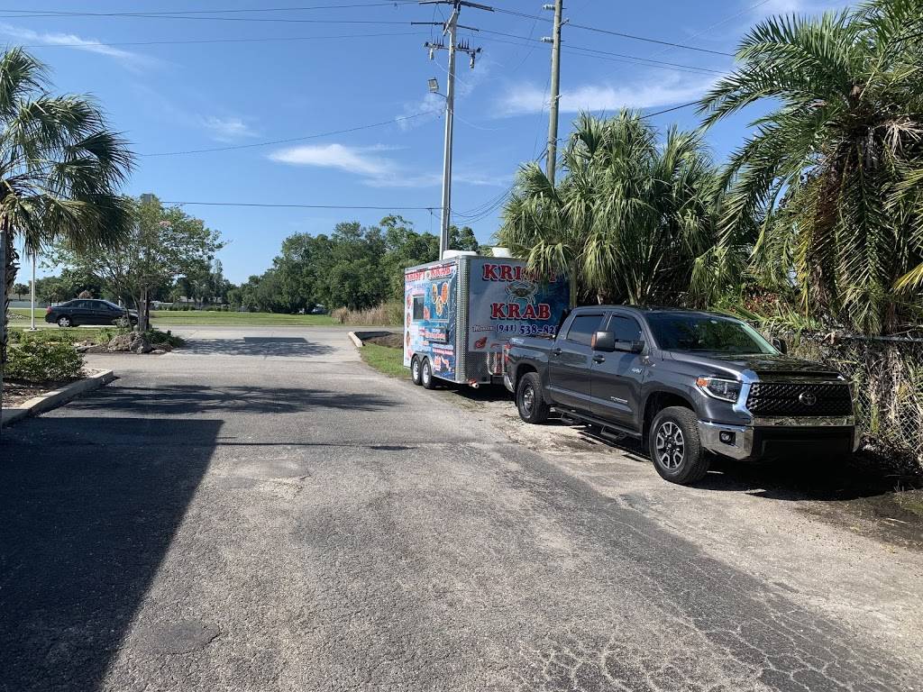 Krispy krab | restaurant | 551 17th St W, Palmetto, FL 34221, USA | 9415388283 OR +1 941-538-8283