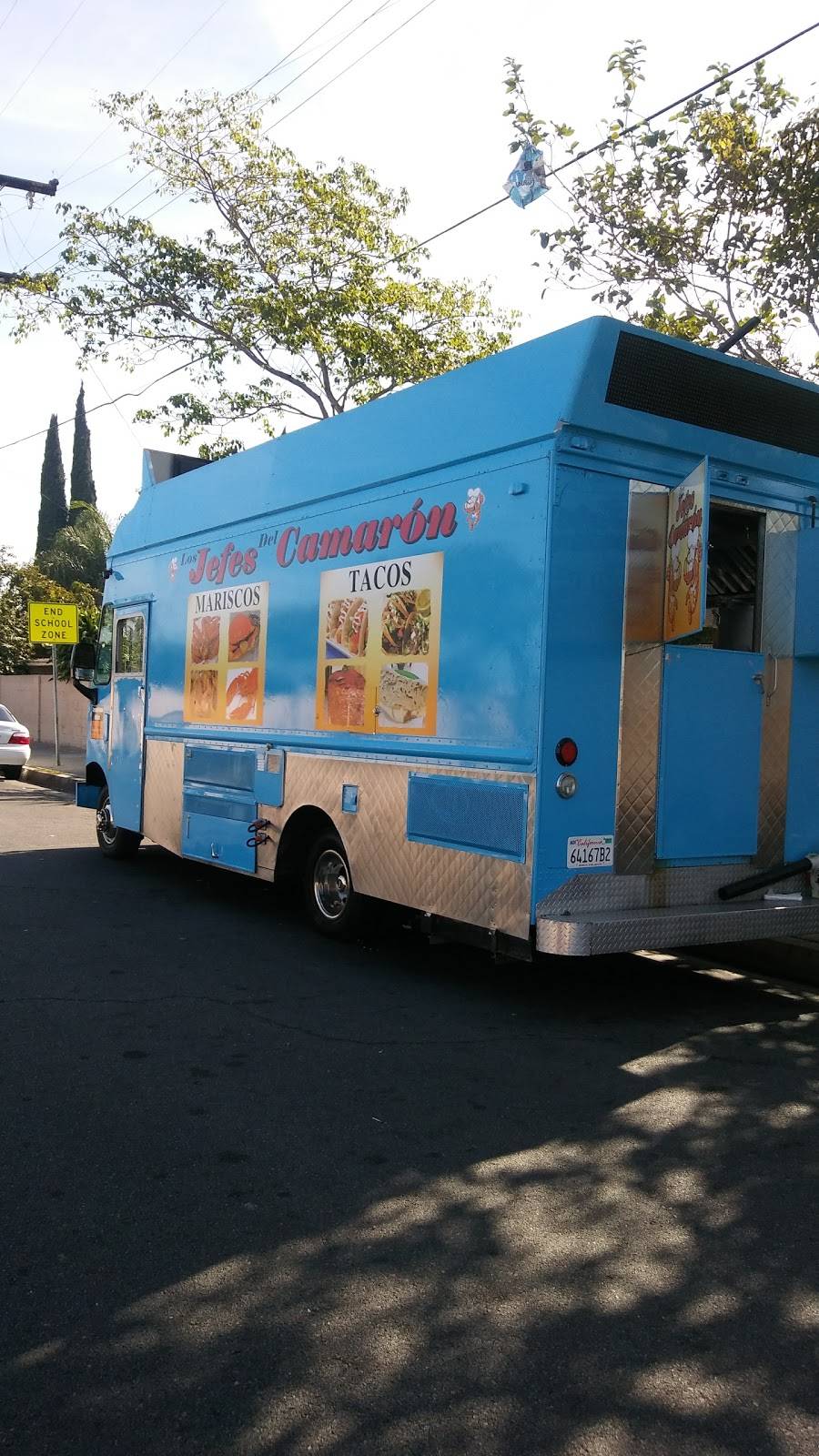 Los Jefes Del Camaron | restaurant | 2000-2220 W Willits St, Santa Ana, CA 92703, USA | 7144698492 OR +1 714-469-8492