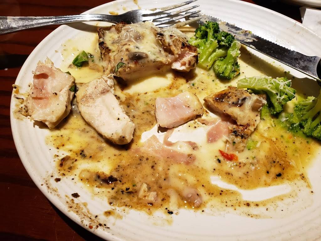 Carrabbas Italian Grill | restaurant | 1940 Stickney Point Rd, Sarasota, FL 34231, USA | 9419257407 OR +1 941-925-7407