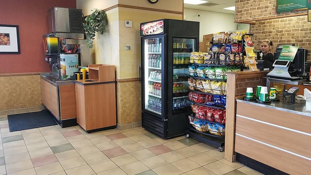 Subway | restaurant | 1602 Glasson St, Bloomington, IL 61704, USA | 3096624239 OR +1 309-662-4239