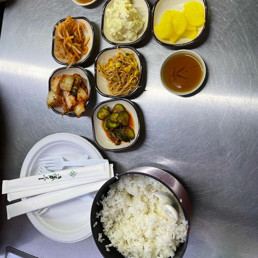 Chas Market and Kitchen | restaurant | 1431 N Pine St, San Antonio, TX 78208, USA | 2102271521 OR +1 210-227-1521