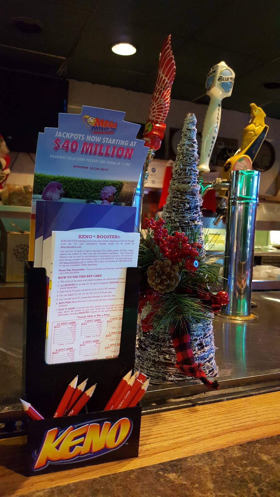 Bolts Sports Café | cafe | 910 S Main St, Englewood, OH 45322, USA | 9378366634 OR +1 937-836-6634