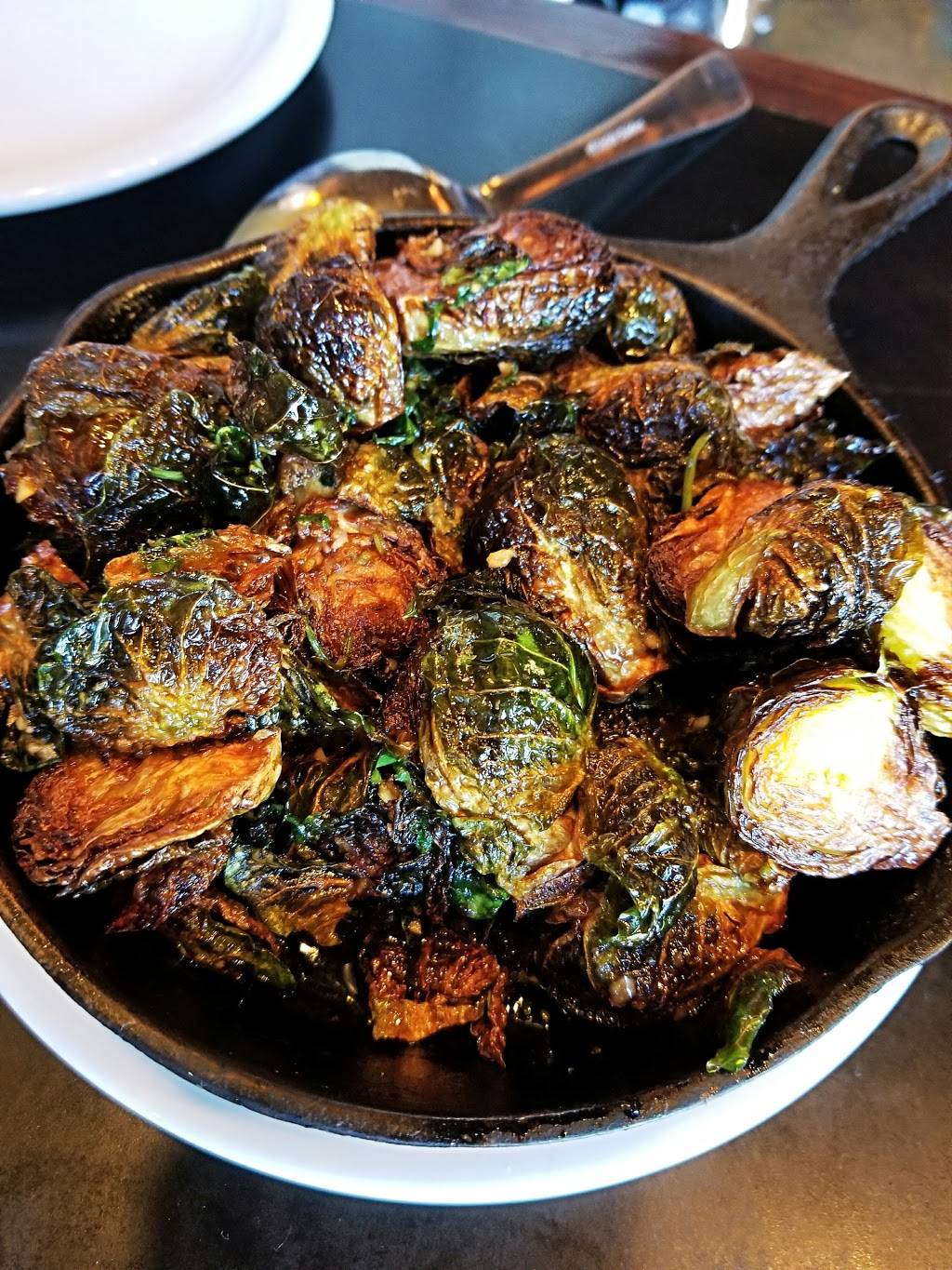 The Six Restaurant | restaurant | 10668 Pico Blvd, Los Angeles, CA 90064, USA | 3108376662 OR +1 310-837-6662