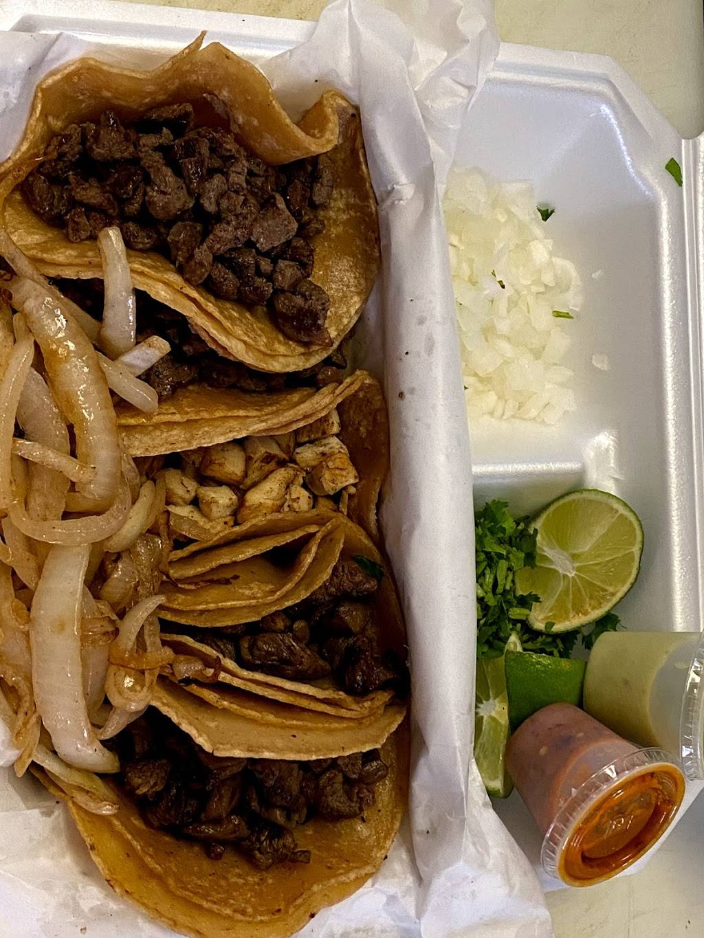 taco T | restaurant | 3502 S Carrier Pkwy Ste A, Grand Prairie, TX 75052, USA | 9726393656 OR +1 972-639-3656