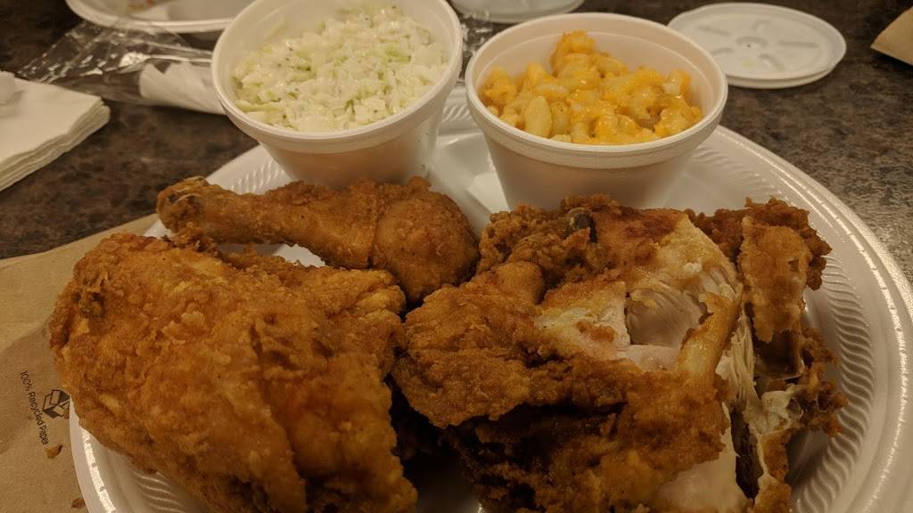 Chicken Coop Restaurant | restaurant | 40 Front St, Lovingston, VA 22949, USA | 4342637818 OR +1 434-263-7818