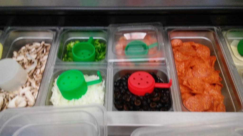 Papa Johns Pizza | restaurant | 6543 Roosevelt Blvd Unit 18A, Philadelphia, PA 19149, USA | 2157225200 OR +1 215-722-5200