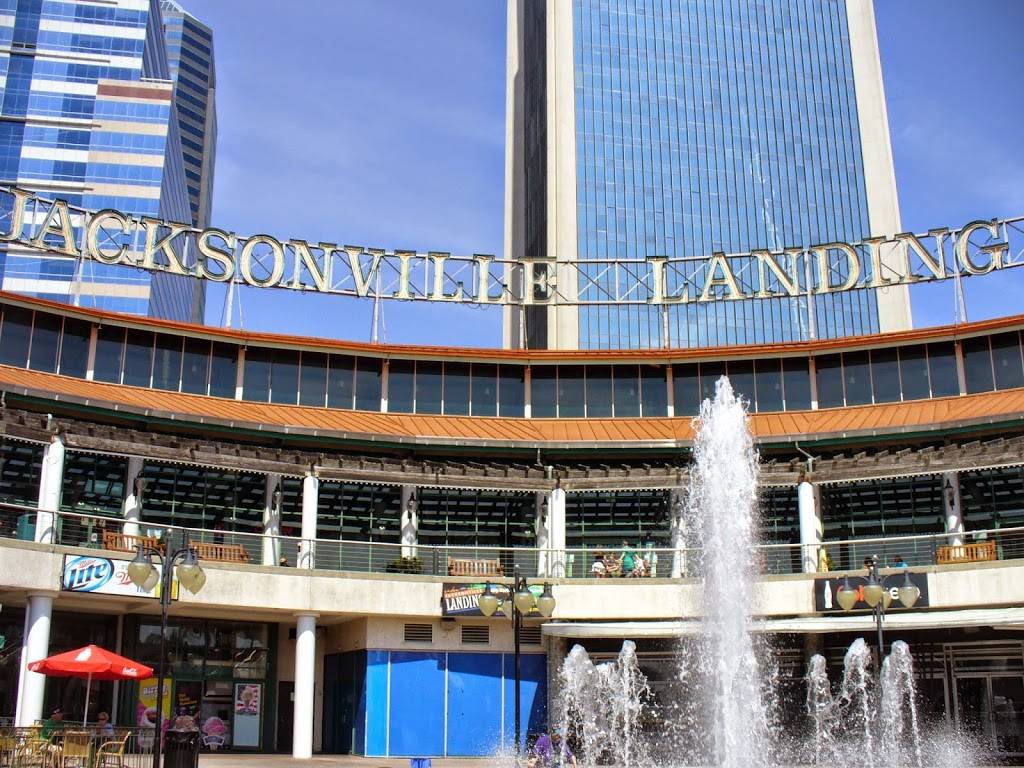 Jacksonville Landing | shopping mall | 2 W Independent Dr, Jacksonville, FL 32202, USA | 9043531188 OR +1 904-353-1188