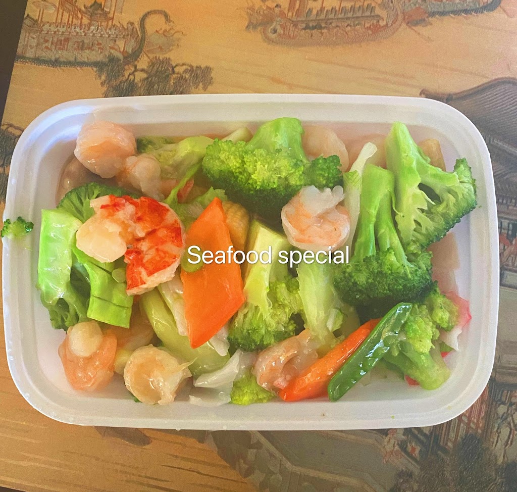 Peking Chinese super buffet | restaurant | 134 WV-2, New Martinsville, WV 26155, USA | 3044554888 OR +1 304-455-4888