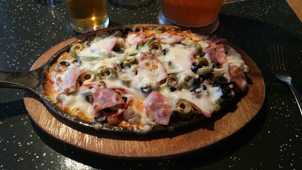 Partners II Pizza At Summergrove | restaurant | 48 Market Square Rd, Newnan, GA 30265, USA | 7702539221 OR +1 770-253-9221