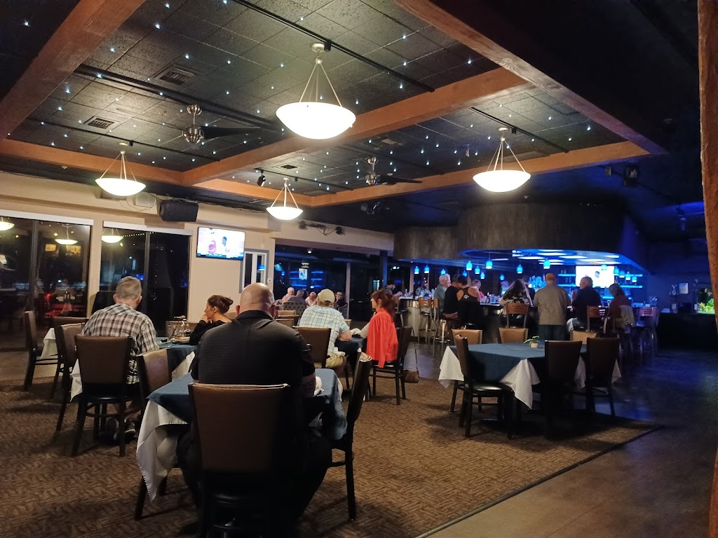 Martini Bay | night club | 1477 Queens Bay, Lake Havasu City, AZ 86403, USA | 9288550888 OR +1 928-855-0888