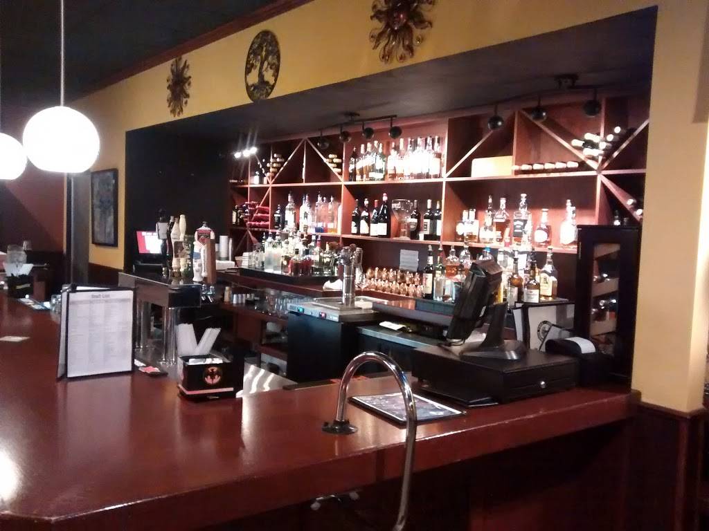 Magic Tree Pub & Eatery | restaurant | 7463 South Ave, Youngstown, OH 44512, USA | 3306292667 OR +1 330-629-2667