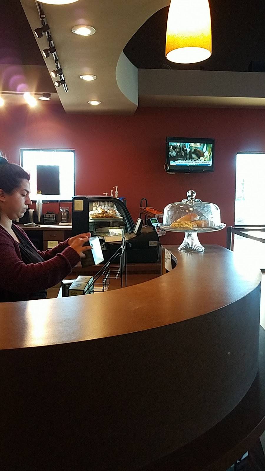 Summitt Coffee | restaurant | 7100 Auburn St, Bakersfield, CA 93306, USA | 6613712655 OR +1 661-371-2655