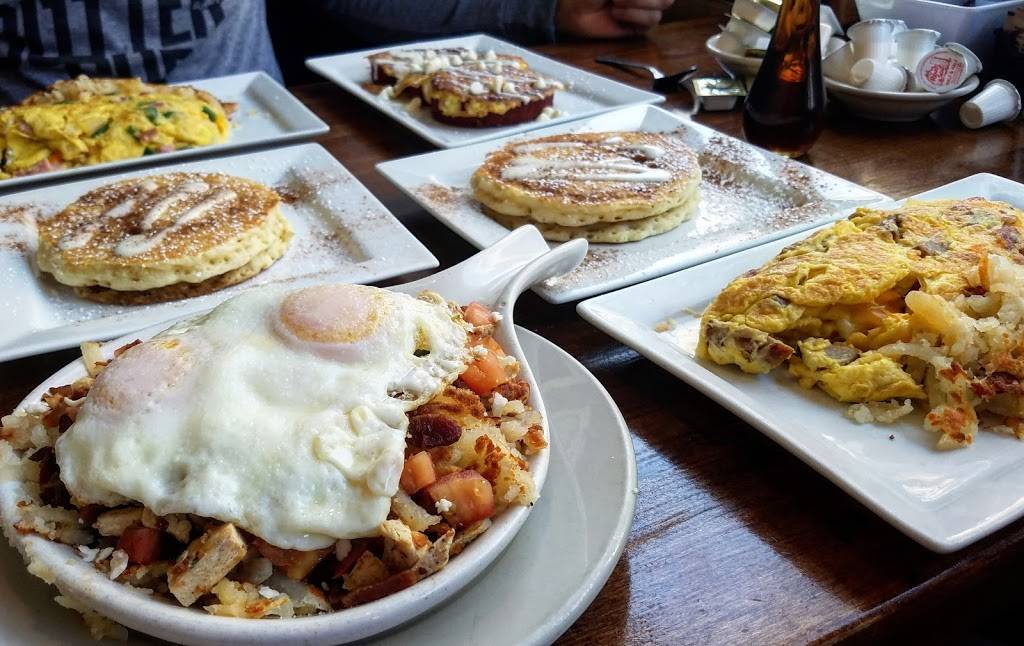 Cozy Corner Breakfast Boutique | cafe | 1005, 138 N Marion St, Oak Park, IL 60301, USA | 7083831750 OR +1 708-383-1750