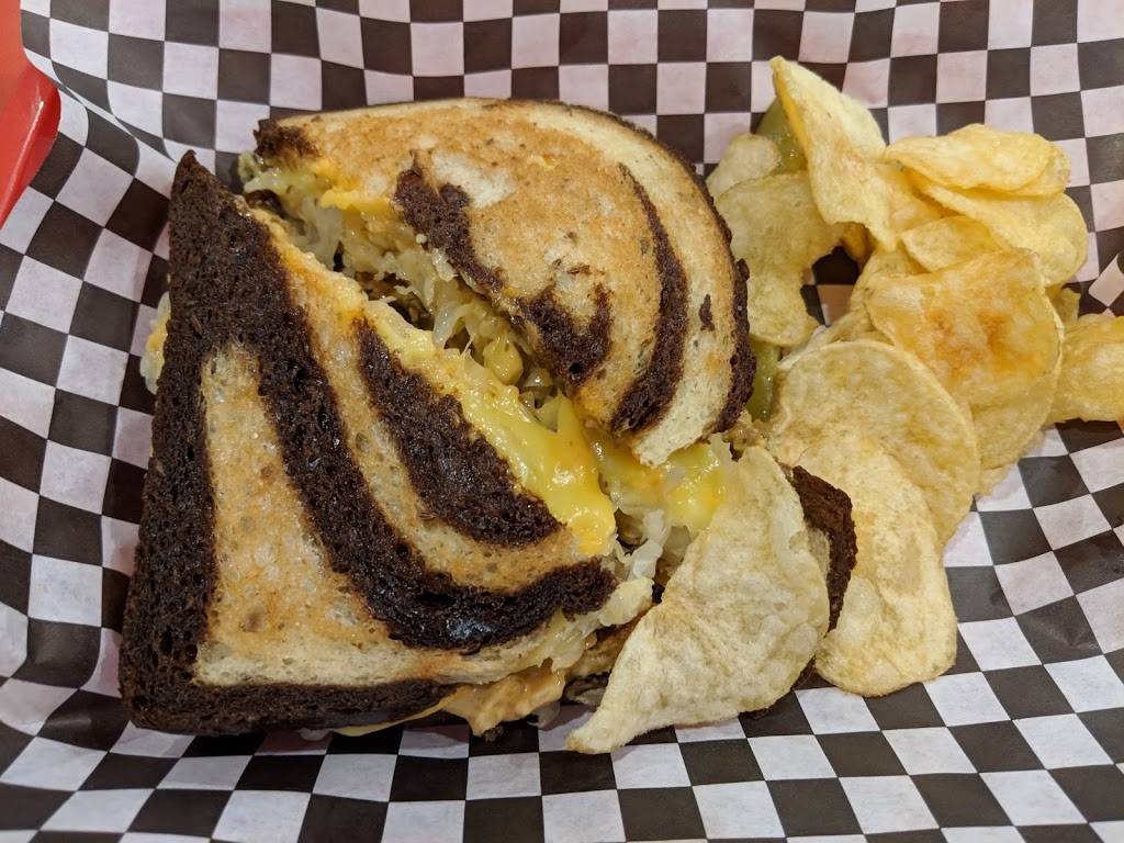 DC Vegetarian | restaurant | 5026 SE Division St, Portland, OR 97206, USA | 5033743388 OR +1 503-374-3388