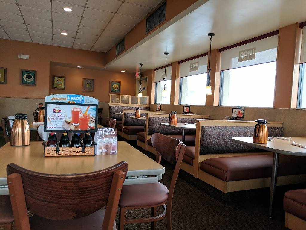 IHOP | restaurant | 315 Blanding Blvd, Orange Park, FL 32073, USA | 9042720690 OR +1 904-272-0690