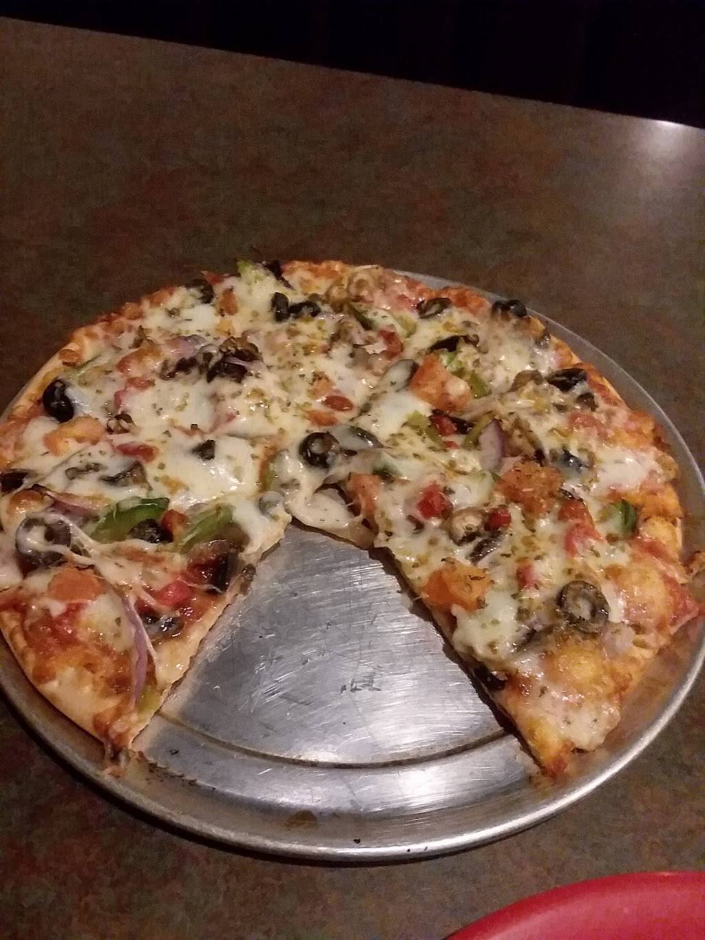 Villa Pizzeria | restaurant | 124 3rd Ave, Jasper, IN 47546, USA | 8124822555 OR +1 812-482-2555