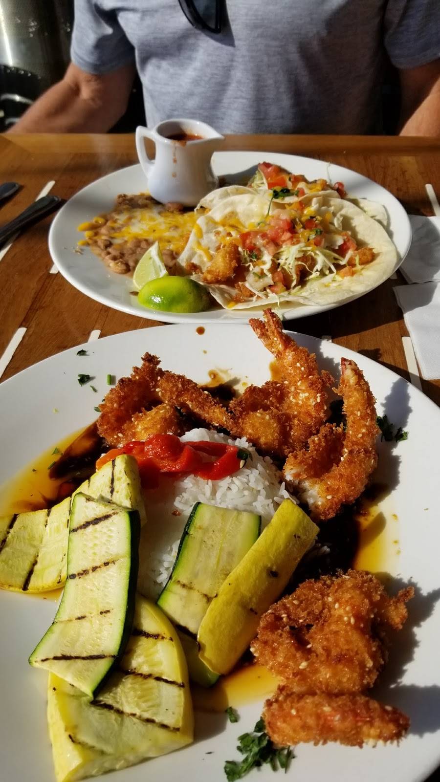 World Famous | restaurant | 711 Pacific Beach Dr, San Diego, CA 92109, USA | 8582723100 OR +1 858-272-3100