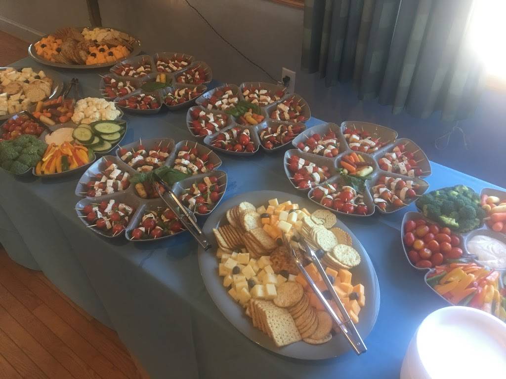 Po Greens Southern Food & BBQ | restaurant | 1202 N Royal Ave, Front Royal, VA 22630, USA | 5409991003 OR +1 540-999-1003