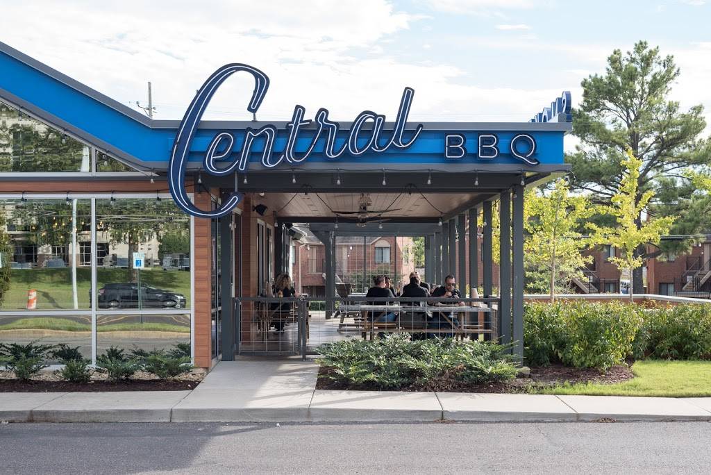 Central BBQ - Poplar | restaurant | 6201 Poplar Ave, Memphis, TN 38119, USA | 9014177962 OR +1 901-417-7962