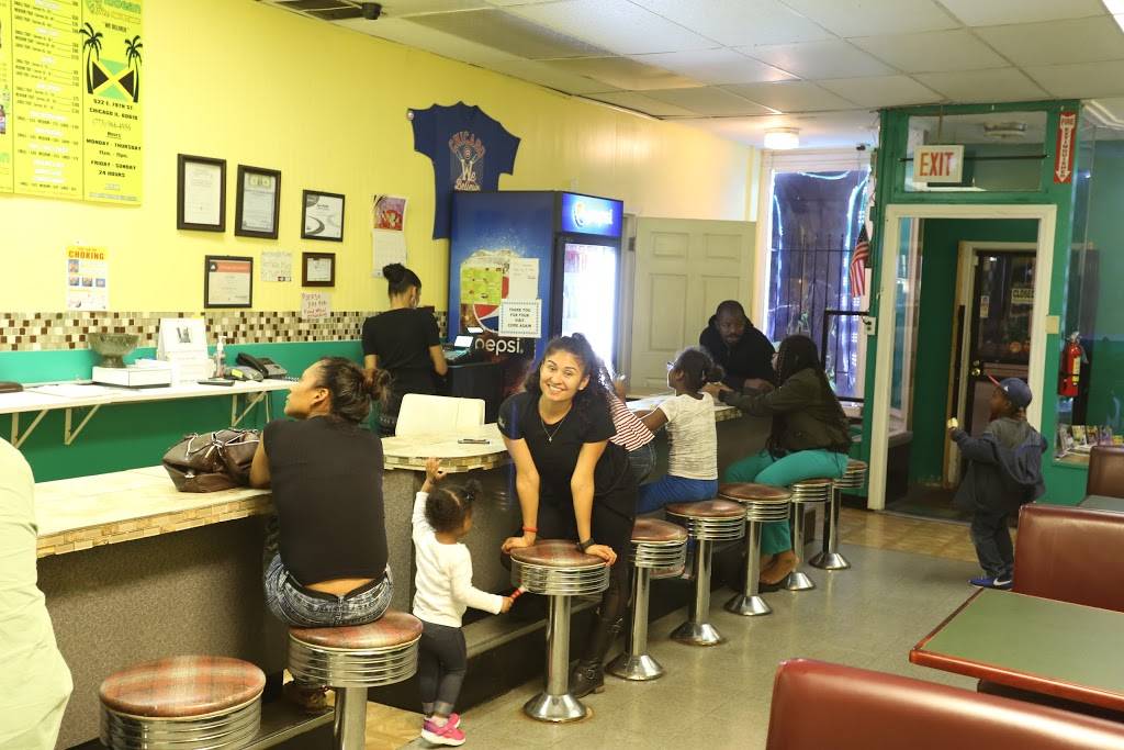 Caribbean Spice | restaurant | 522 E 79th St, Chicago, IL 60619, USA | 7739664956 OR +1 773-966-4956