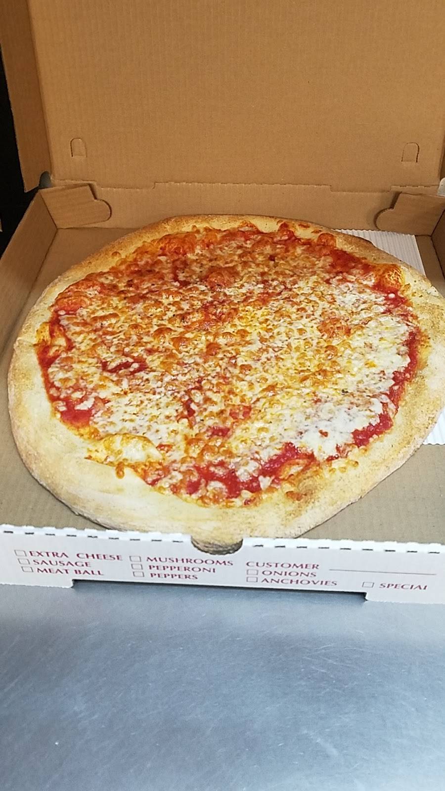 Perrys Pizza | restaurant | 4221 Benner St, Philadelphia, PA 19135, USA | 2153330666 OR +1 215-333-0666