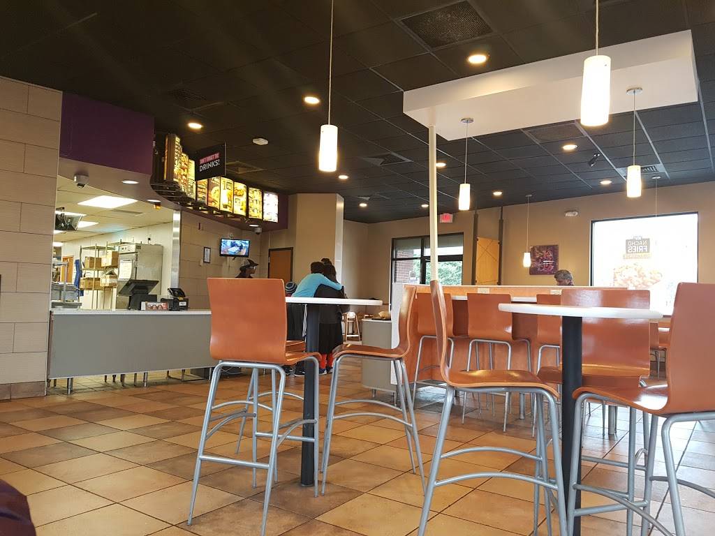 Taco Bell | meal takeaway | 4009 Hampton Blvd, Norfolk, VA 23508, USA | 7574230825 OR +1 757-423-0825