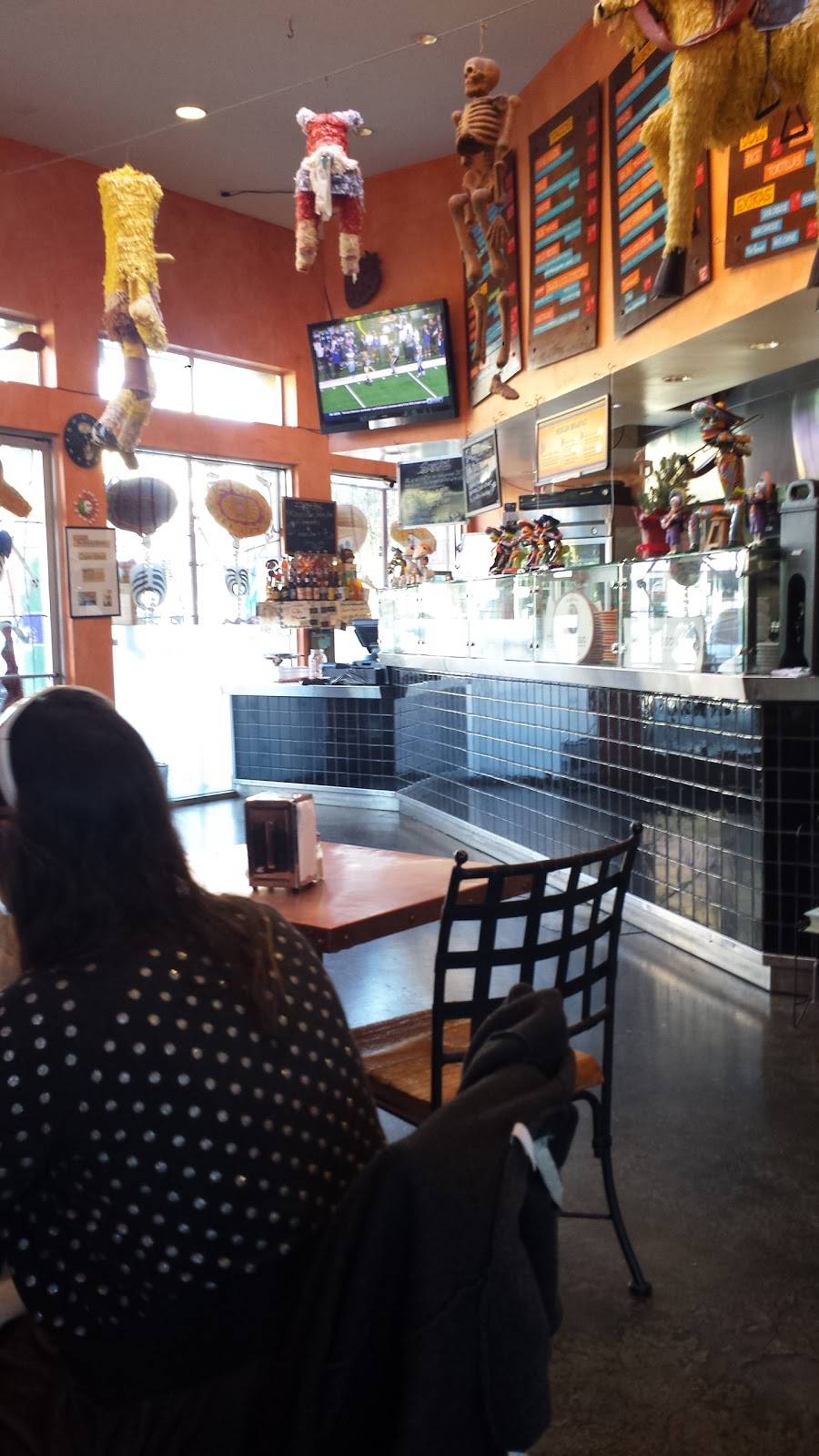 La Calaca Loca Taqueria | restaurant | 5199 Telegraph Ave, Oakland, CA 94609, USA | 5106018226 OR +1 510-601-8226