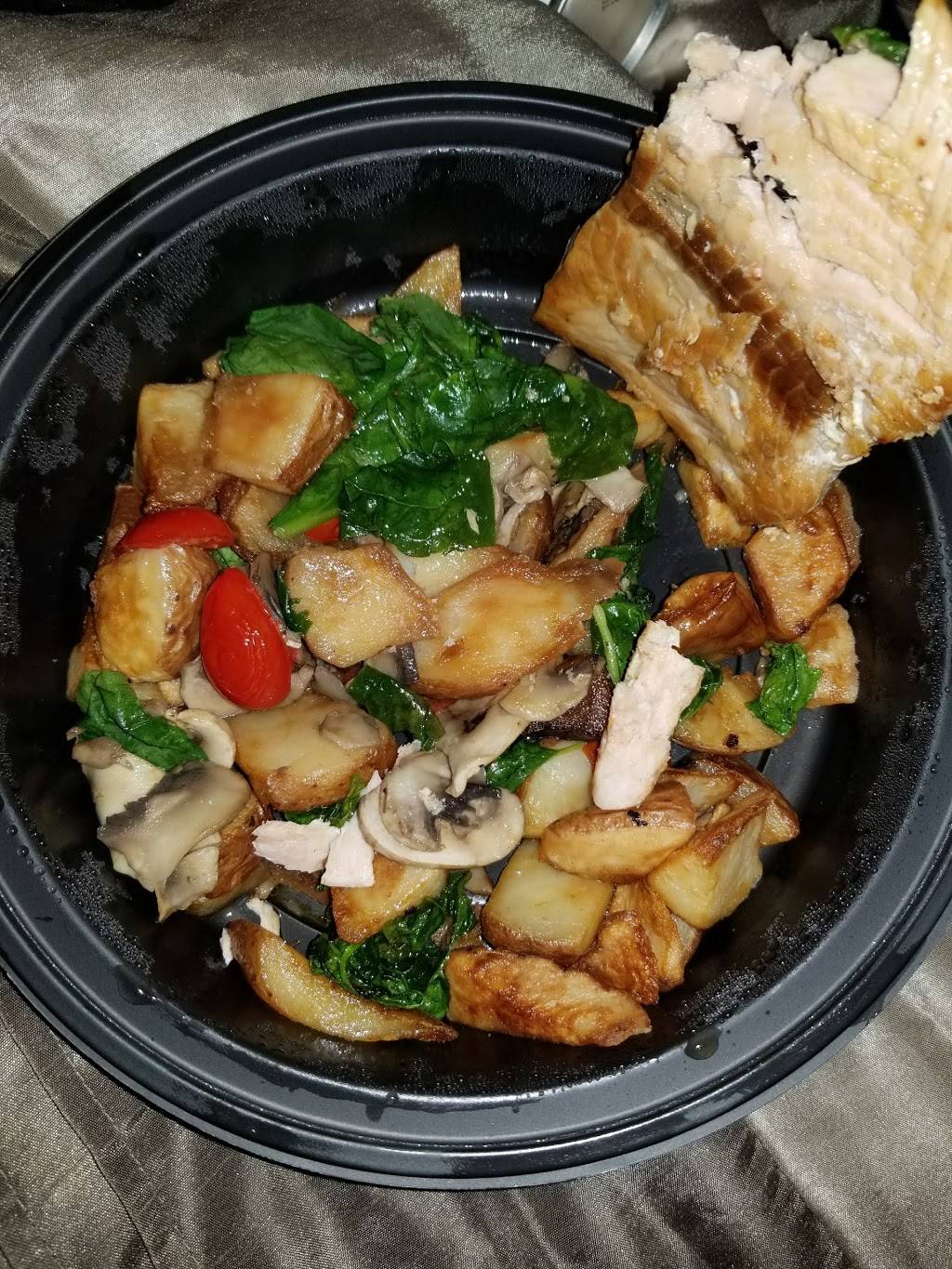 Dennys | restaurant | 3900 28th St SE, Kentwood, MI 49512, USA | 6169428951 OR +1 616-942-8951