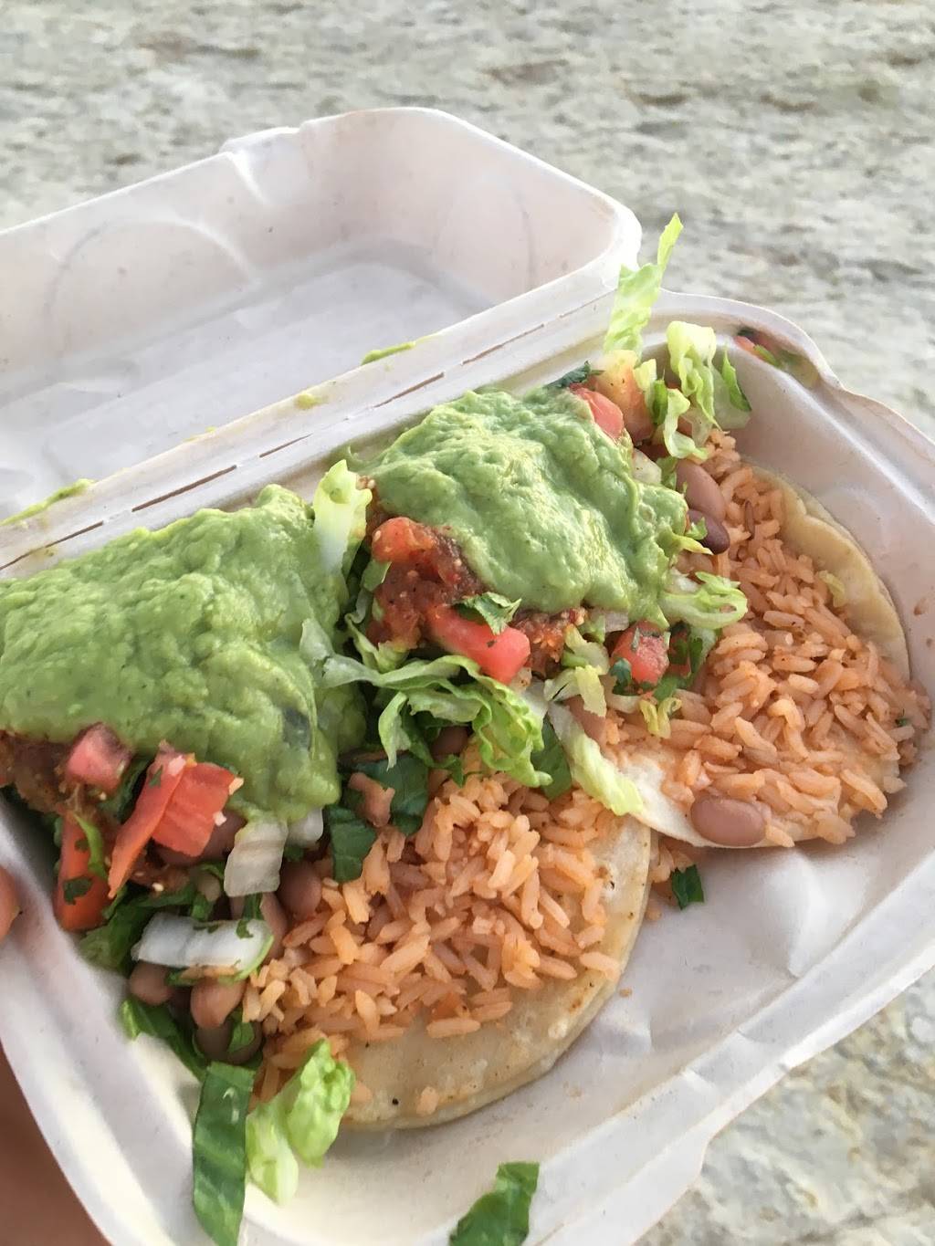 El Hermoso Mar | restaurant | 313 Beach St, Santa Cruz, CA 95060, USA | 8314232200 OR +1 831-423-2200