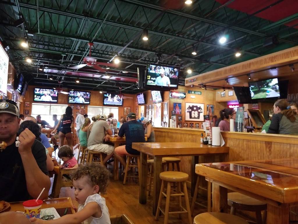 The WingHouse of Brandon | restaurant | 5003 US-301, Tampa, FL 33610, USA | 8134909464 OR +1 813-490-9464