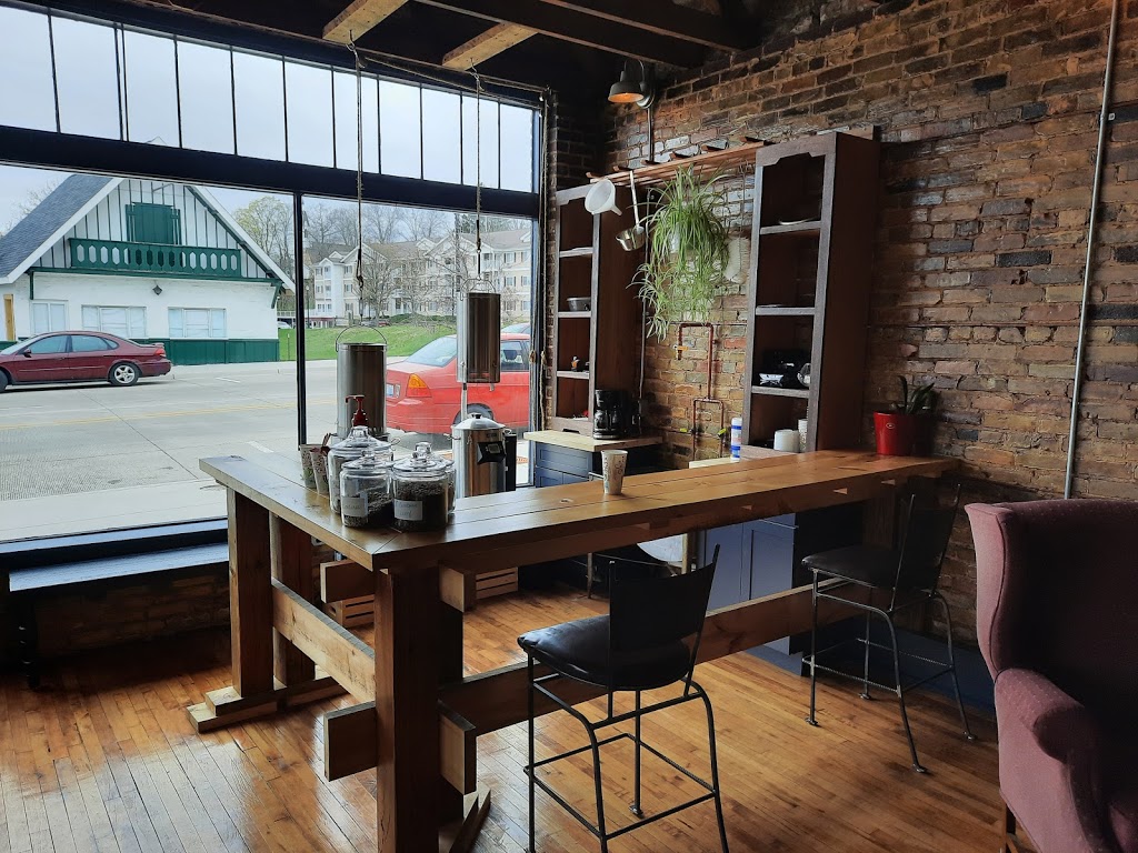 Sawyers Brewing Company | restaurant | 4574 Dowling St, Montague, MI 49437, USA | 2318556044 OR +1 231-855-6044